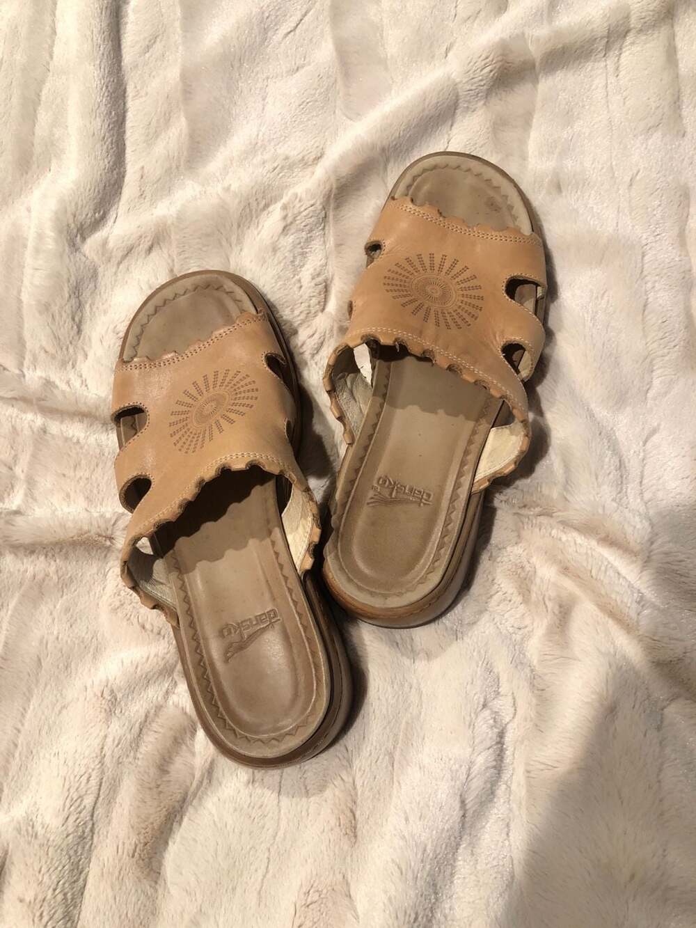 Dansko Eve Tan Leather Aztec Sun Scalloped Slide Sandals